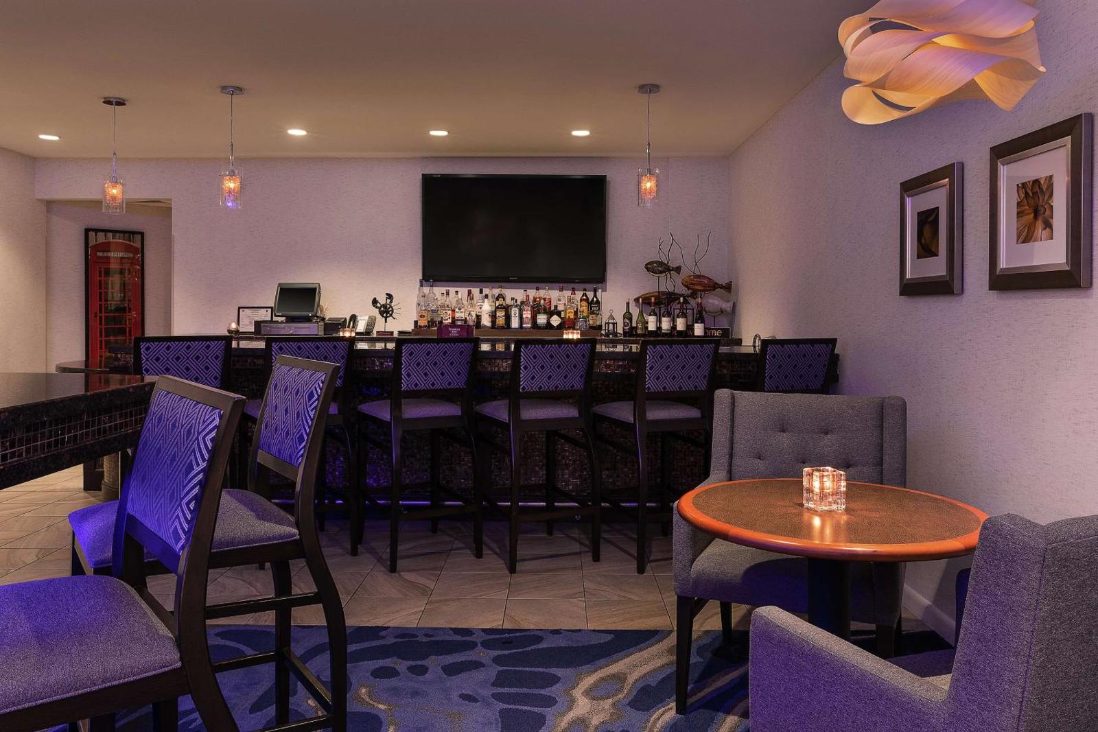 DoubleTree by Hilton Cape Cod - Hyannis Main image 1